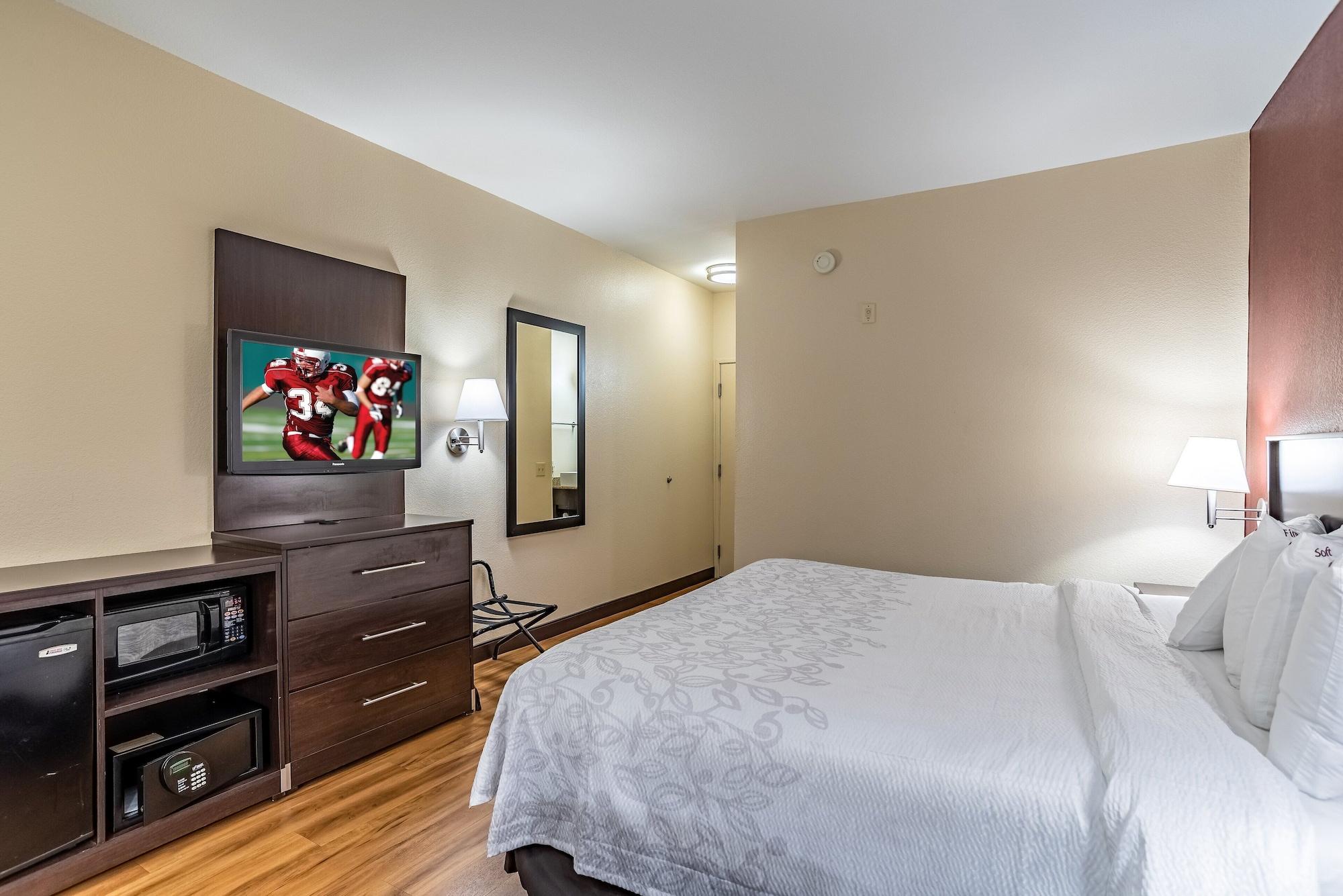 Red Roof Inn Plus+ Austin South Екстериор снимка
