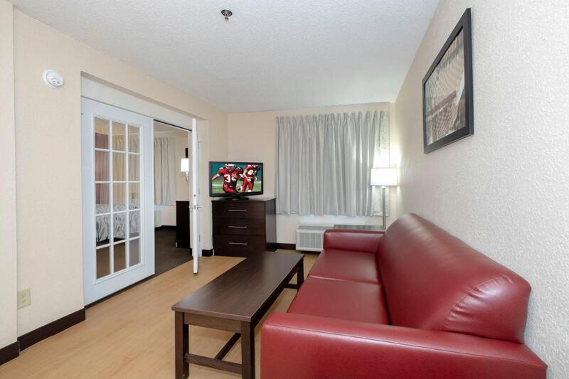 Red Roof Inn Plus+ Austin South Екстериор снимка