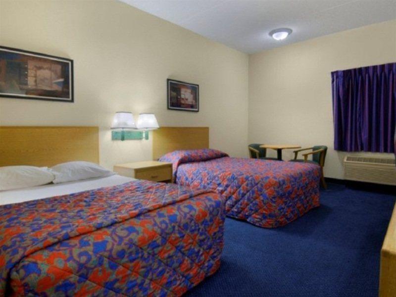 Red Roof Inn Plus+ Austin South Стая снимка